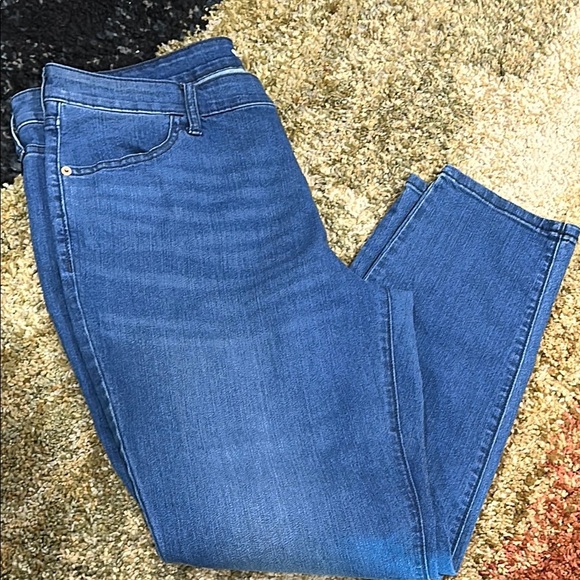 GUC Old Navy Super Skinny Jeans Mid Rise Women's Size 14 - Picture 5 of 10